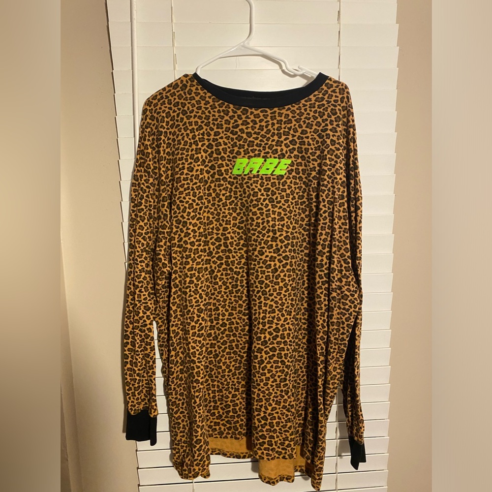 Leopard top